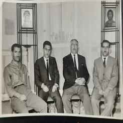 الصورة التُقطت في مبنى الجمعية القديم بكنيسة الكاثوليك المؤجرة – الطابق الثالث بجبل الأشرفية، أواخر الستينات، ويظهر فيها: عواد العودة، عيسى الموسى، وسلامة اليوسف رحمهم الله. و سامي ابراهيم 